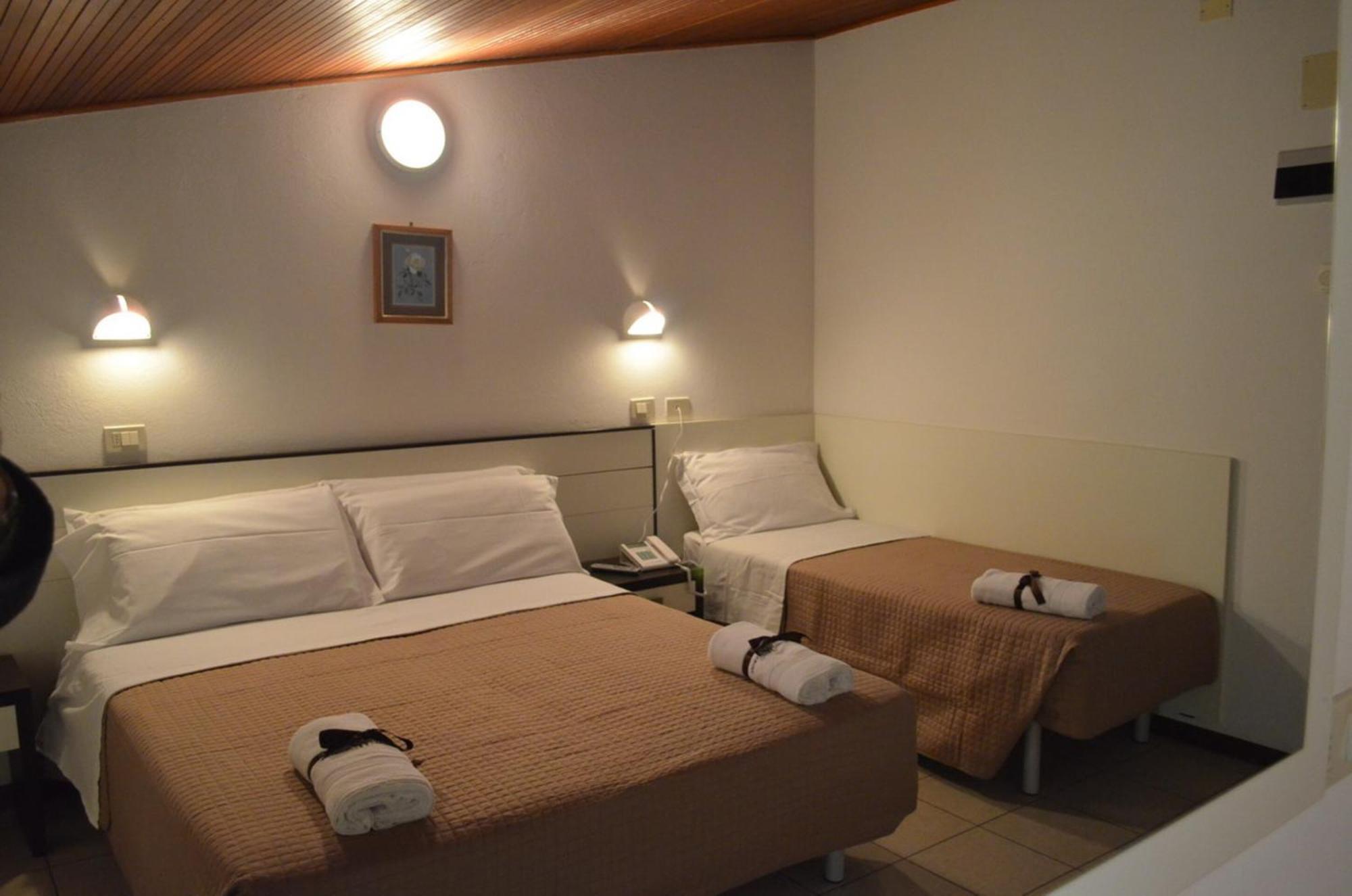 Hotel Europa 밀라노마리티마 객실 사진